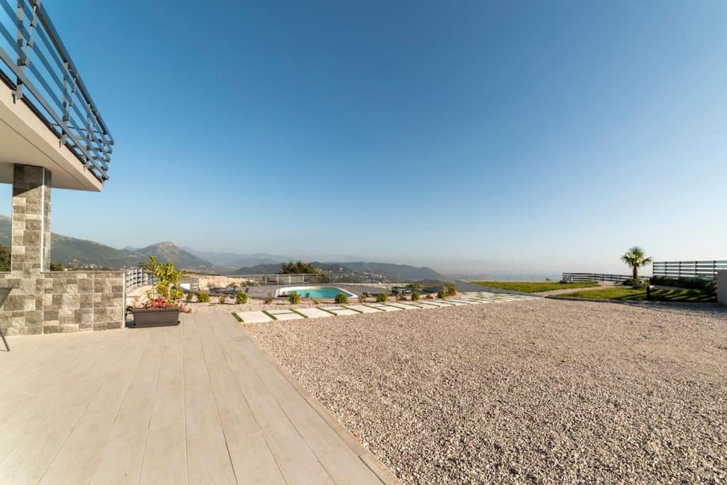 Appartamento Emma Con Piscina - Vista Mare"Tenuta Croce" Salerno Dış mekan fotoğraf