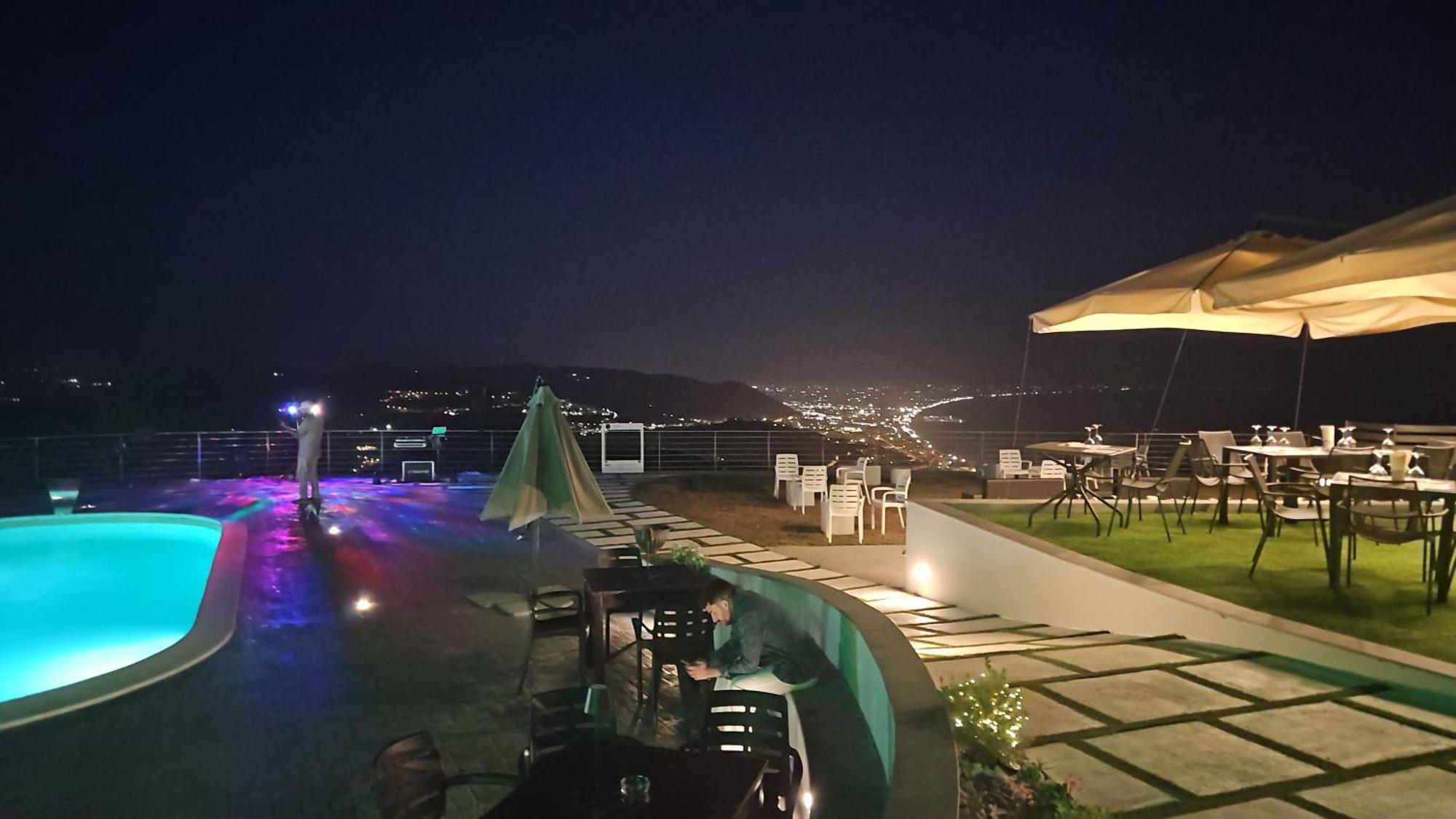 Appartamento Emma Con Piscina - Vista Mare"Tenuta Croce" Salerno Dış mekan fotoğraf